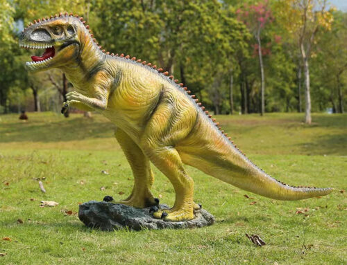 Giganotosaurus Statue & Sculpture for Garden