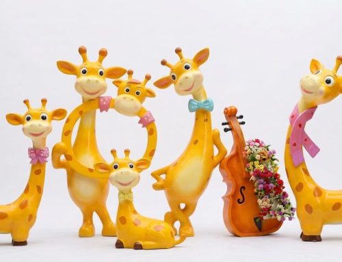Interactive Giraffe Photo-Op Frame Statue Fiberglass Decor