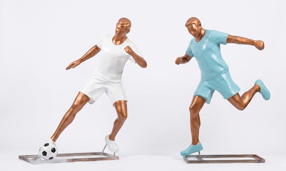 Outdoor Soccer Player Sculptures Large Scale Sports Art